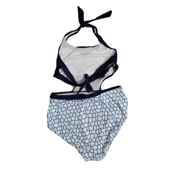 Cupshe one piece swimsuit - Picture 5 of 7